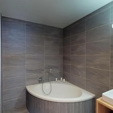 Les Mayens Mb 011 - Luxury 6 Pers *